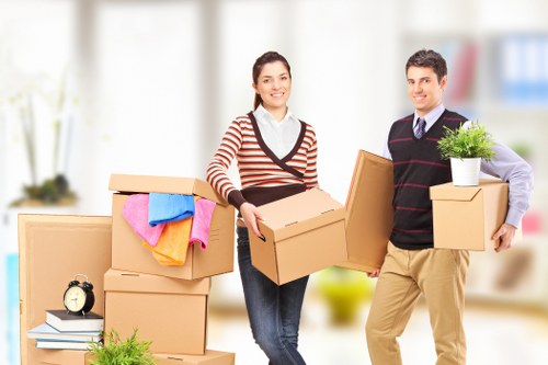 Efficient moving service in Shepherds Bush for busy local relocations