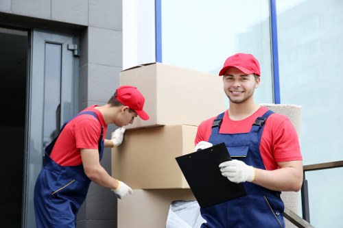 Removal truck hire for home and business moves in Shepherds Bush