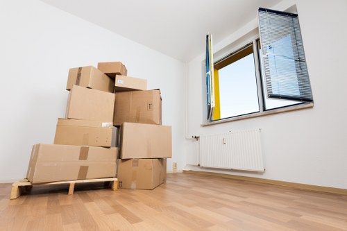 Local house removals support for flats and terraced homes in Shepherds Bush