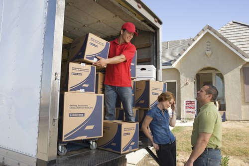 Professional help for a flat removal in Shepherds Bush