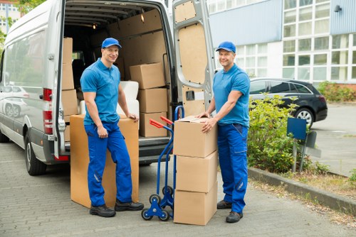 Flexible man and van transport for Shepherds Bush customers